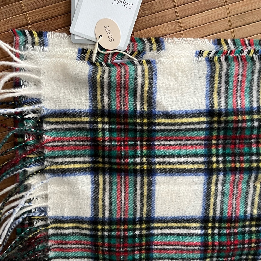 Plaid Scarf With Fringe NWT